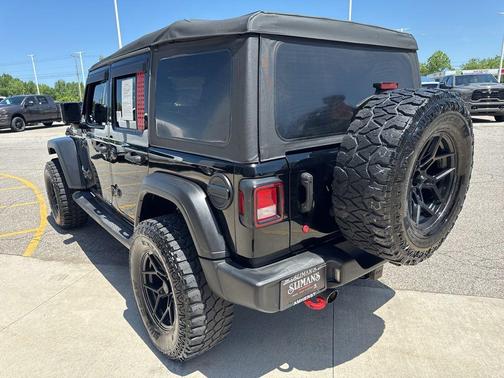 Black Clearcoat 2018 Jeep Wrangler Unlimited Sport