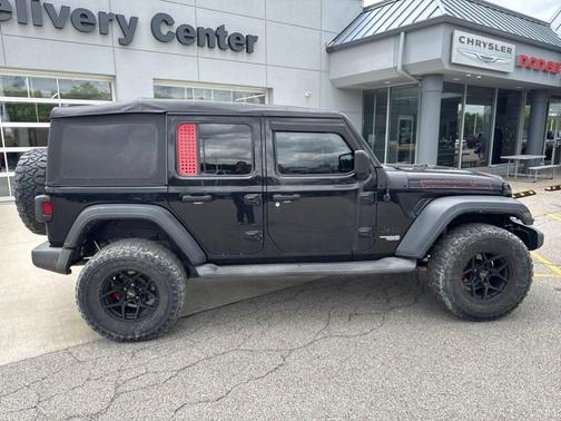 Black Clearcoat 2018 Jeep Wrangler Unlimited Sport