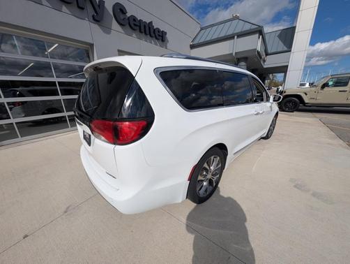 2018 Chrysler Pacifica Limited