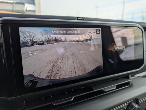 Bright White 2026 Jeep Gladiator Sport