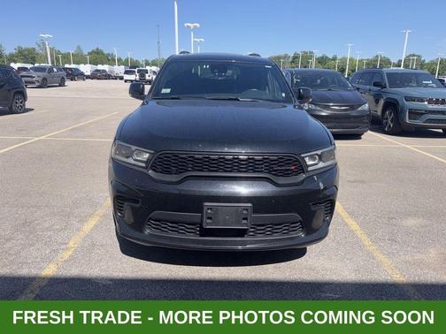 DB Black Crystal Clearcoat 2024 Dodge Durango GT
