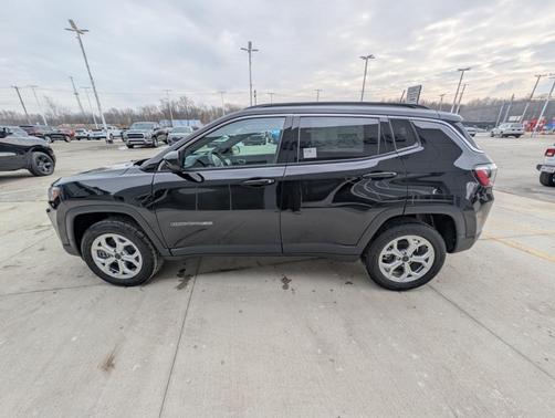 2025 Jeep Compass Latitude