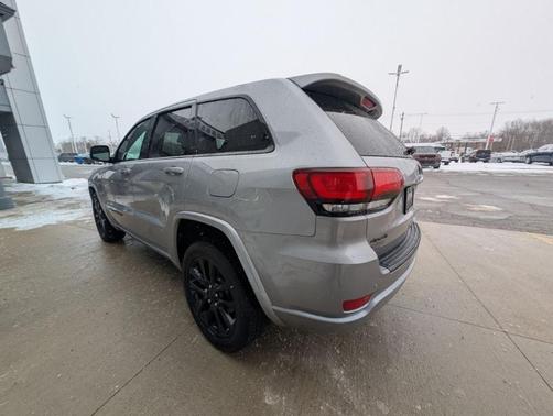 2021 Jeep Grand Cherokee Laredo X