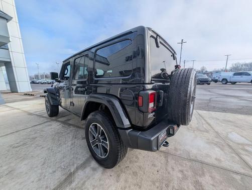 2023 Jeep Wrangler Sahara