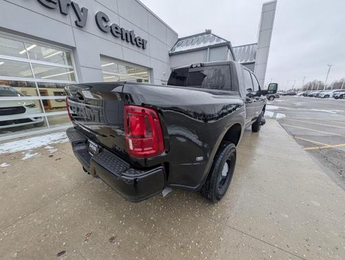 2026 RAM 3500 Laramie