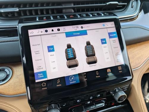 2022 Jeep Grand Cherokee Summit