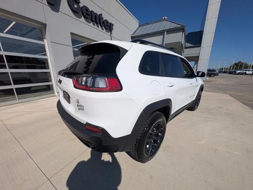 2022 Jeep Cherokee X