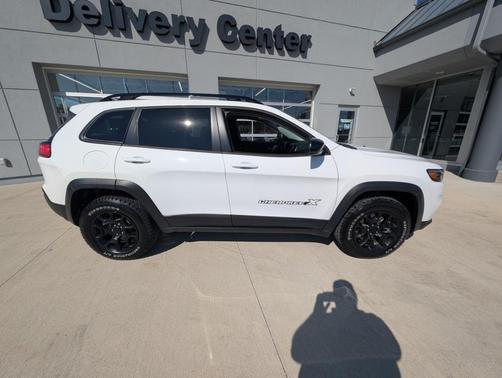 2022 Jeep Cherokee X