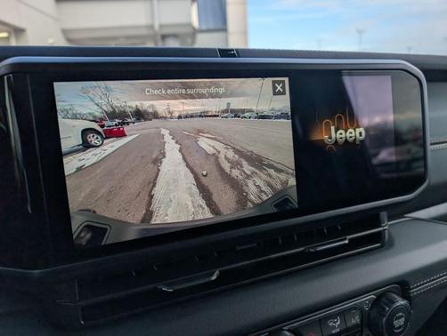 Granite Crystal 2026 Jeep Gladiator Sport