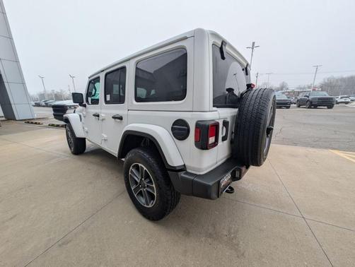 2023 Jeep Wrangler Sahara