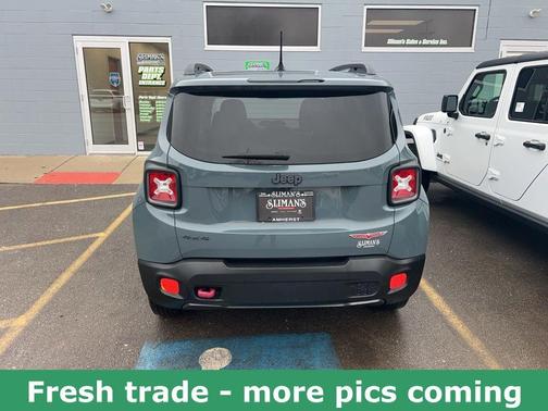 2016 Jeep Renegade Trailhawk