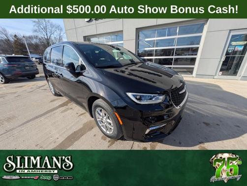 2026 Chrysler Pacifica Select