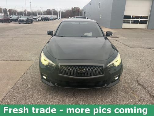 2015 INFINITI Q50 Premium