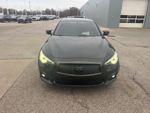 2015 INFINITI Q50 Premium