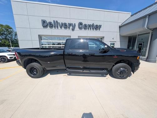 2022 RAM 3500 Big Horn