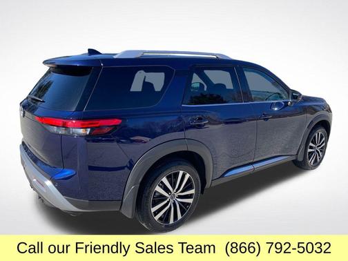 2024 Nissan Pathfinder Platinum