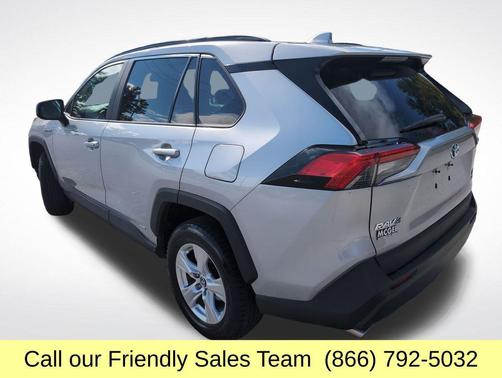 2020 Toyota RAV4 Hybrid XLE