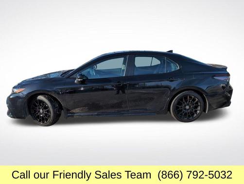 2024 Toyota Camry Hybrid SE