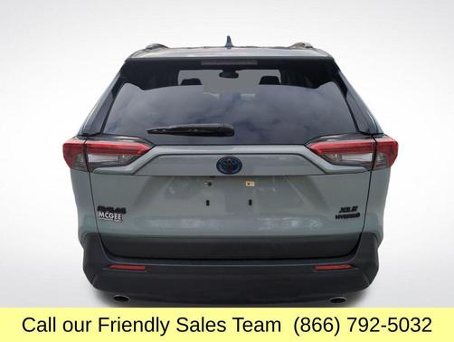 2023 Toyota RAV4 Hybrid XLE