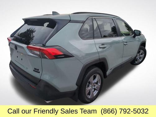 2023 Toyota RAV4 Hybrid XLE