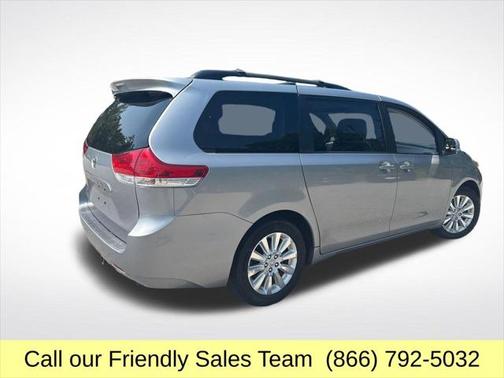2011 Toyota Sienna LE