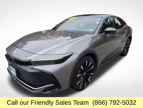 2024 Toyota Crown Platinum