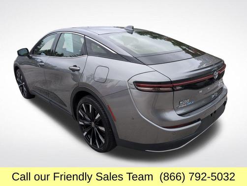 2024 Toyota Crown Platinum