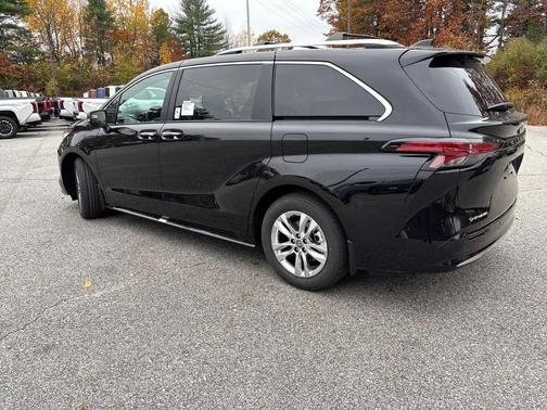 2025 Toyota Sienna Limited