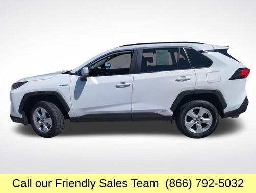 2021 Toyota RAV4 Hybrid XLE