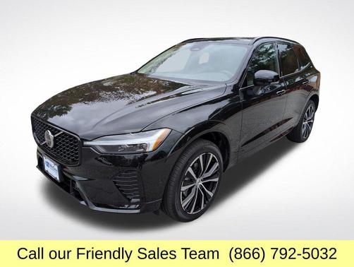 2025 Volvo XC60 B5 Plus