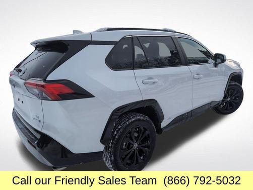 2024 Toyota RAV4 Hybrid SE