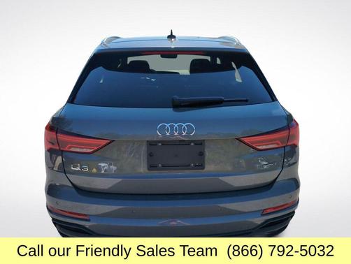2024 Audi Q3 Premium 45 TFSI S line quattro Tiptronic
