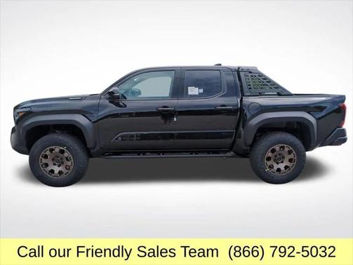 2025 Toyota Tacoma Hybrid Trailhunter