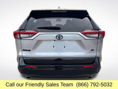 2025 Toyota RAV4 Hybrid SE