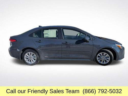 2026 Toyota Corolla Hybrid LE