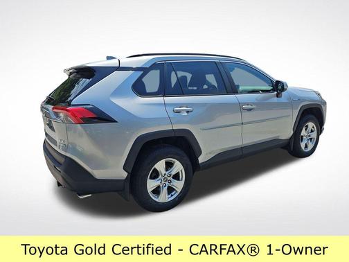 Silver Sky Metallic 2021 Toyota RAV4 Hybrid XLE