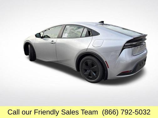Cutting Edge 2026 Toyota Prius Plug-In Hybrid SE