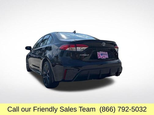 Midnight Black Metallic 2026 Toyota Corolla SE