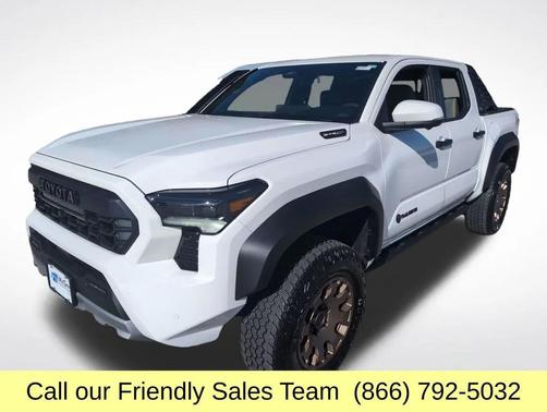 2025 Toyota Tacoma Hybrid Trailhunter