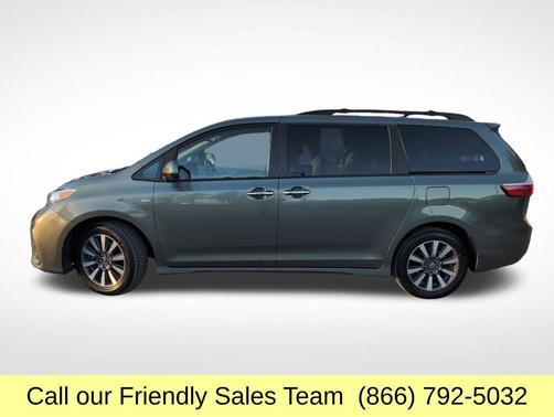 2018 Toyota Sienna XLE