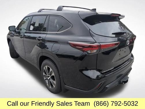 2026 Toyota Highlander XLE