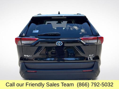 2023 Toyota RAV4 Hybrid XLE Premium