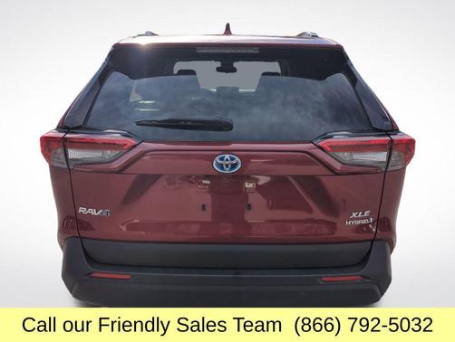 2022 Toyota RAV4 Hybrid XLE