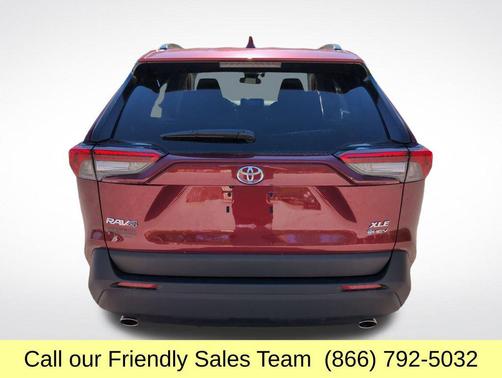2025 Toyota RAV4 Hybrid XLE