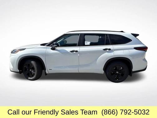 2025 Toyota Highlander Hybrid XLE