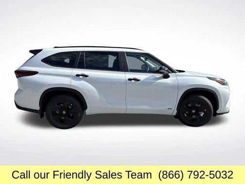 2025 Toyota Highlander Hybrid XLE