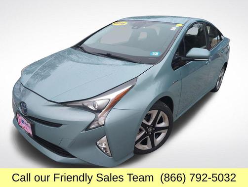2016 Toyota Prius Three Touring