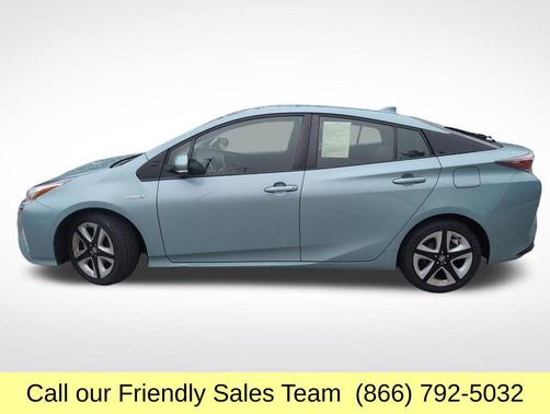 2016 Toyota Prius Three Touring