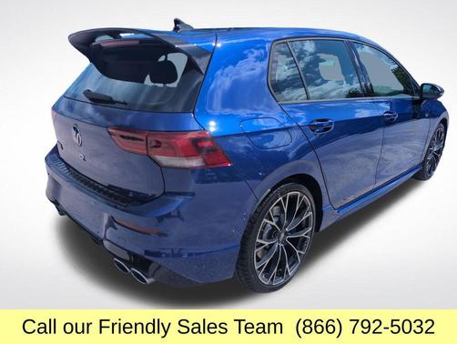 lapiz blue metallic 2026 Volkswagen Golf R 2.0T DSG