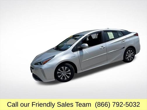 2021 Toyota Prius LE